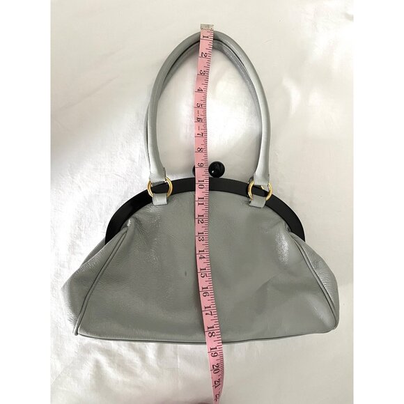 Hobo International Gray Patent Leather Handbag With Polka Dot Lining - Picture 3 of 16